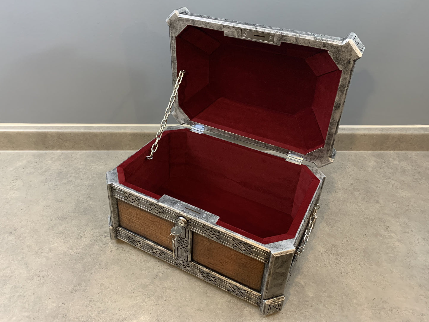 Dwarven Treasure Chest