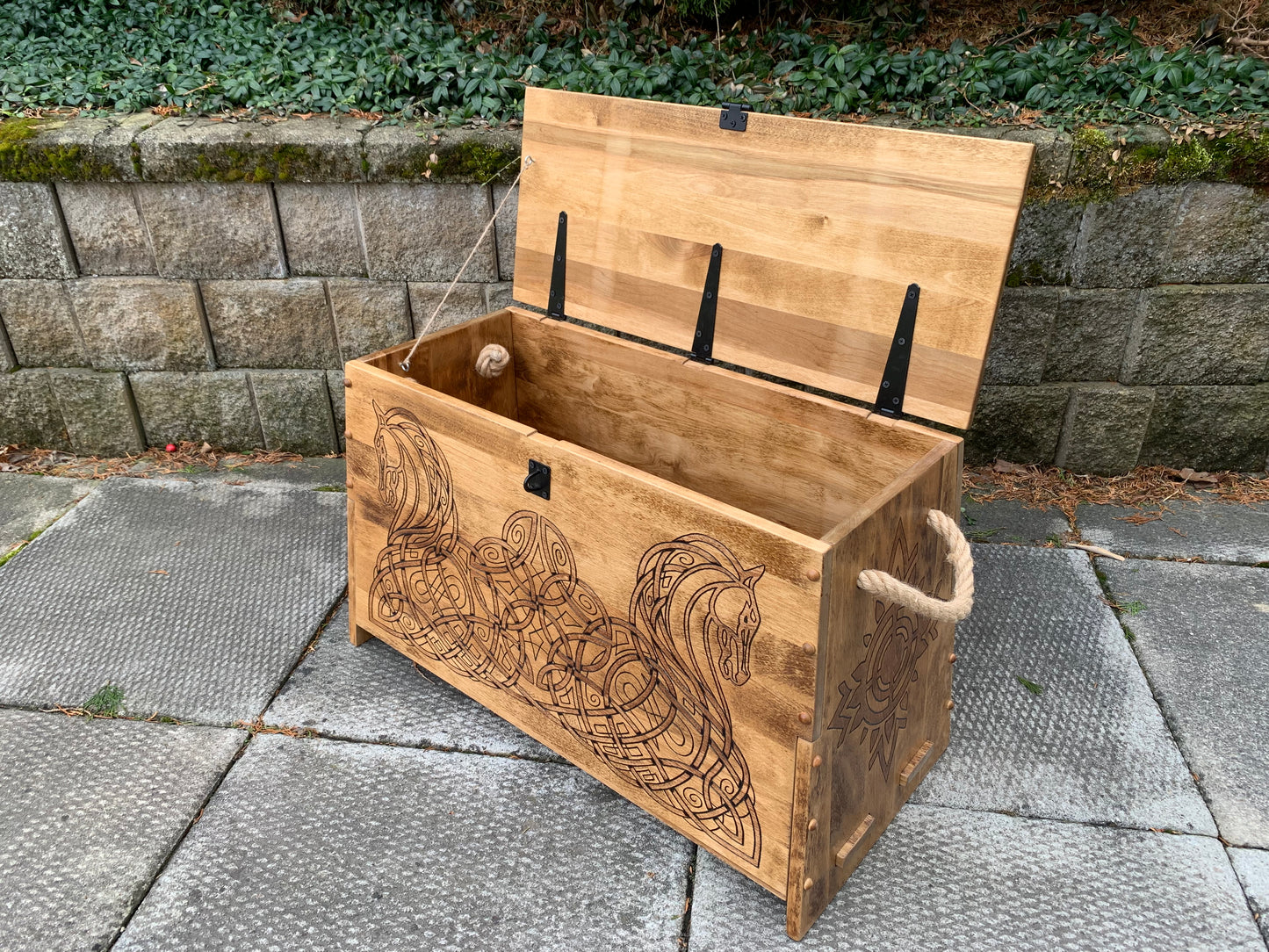 Rohirric/Viking-Sea-Chest Bench