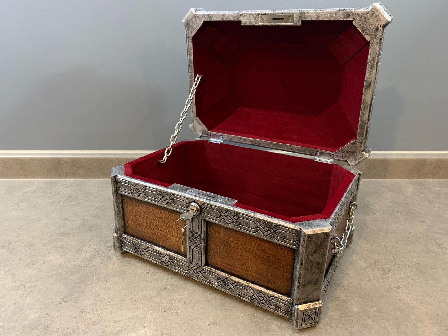 Dwarven Treasure Chest
